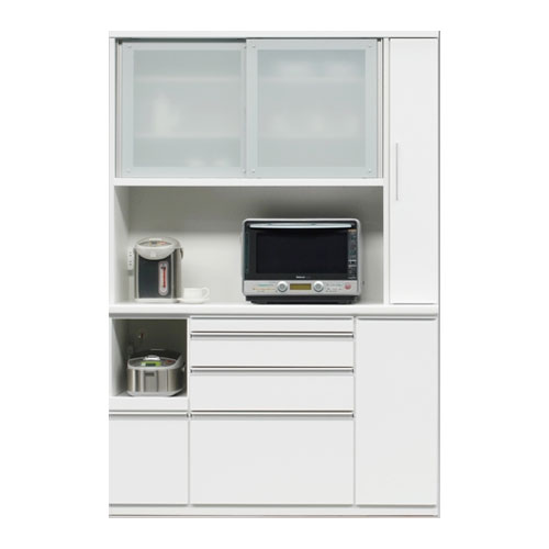 エビアン 食器棚