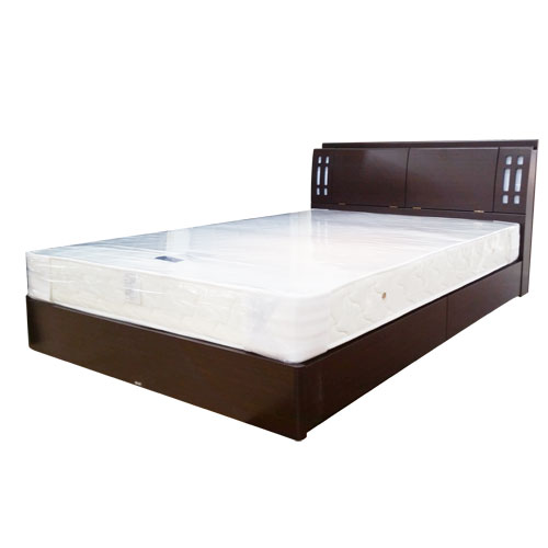 ダブルベッド クローバー