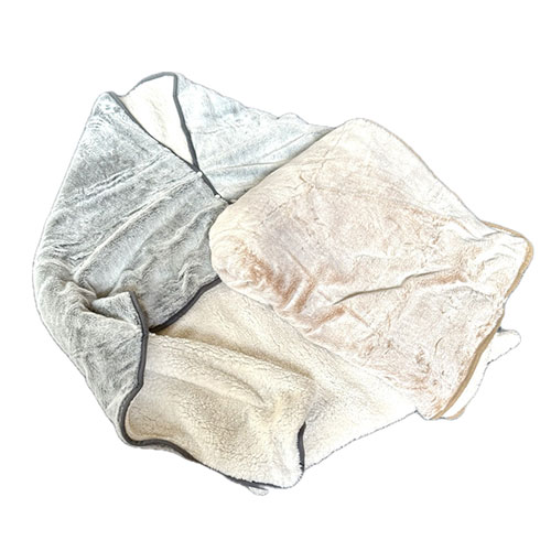 WARMLUXE 着る毛布